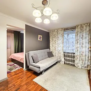 https://nadezhda-apartments-on-nayrizbay-batira-82.hotels-of-almaty.com